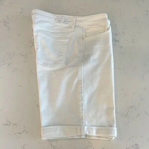 Levi's Strauss & Co. 5 Pocket Bermuda Cotton Blend Denim Shorts White Sz 30